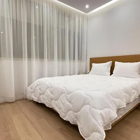 62°bs Charming @bllok Apartment *